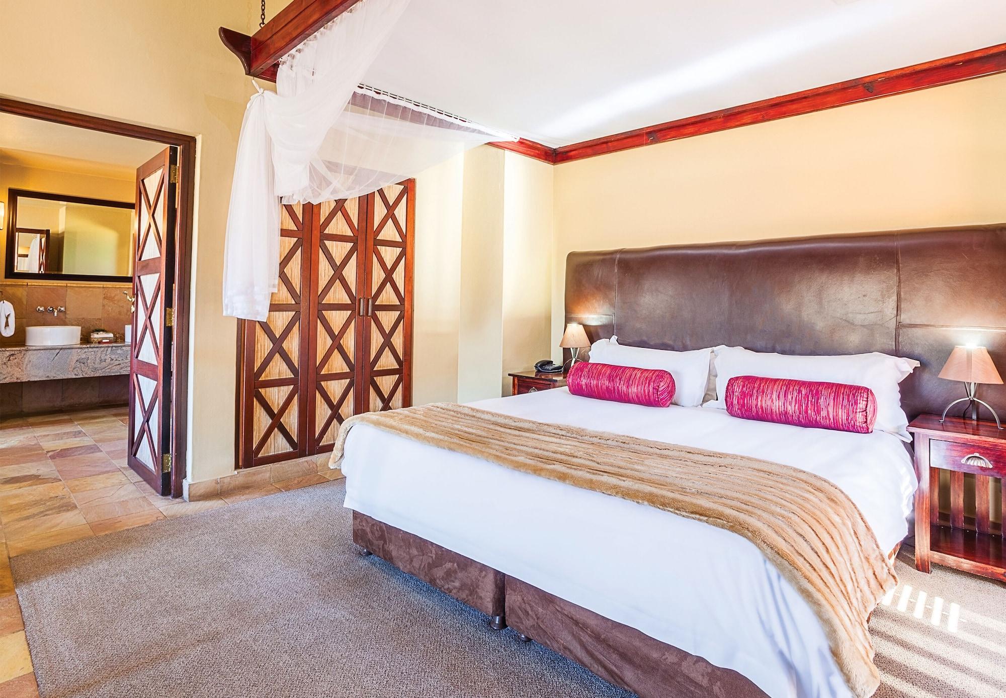 Kloofzicht Lodge & Spa Крюгерсдорп Экстерьер фото A bedroom at the Kingdom Hotel